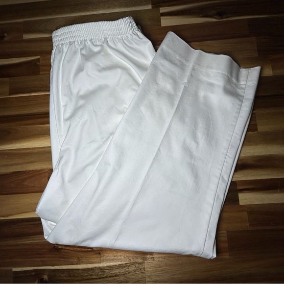 Alfred Dunner Estate of Mind Pull On Oyster White Trousers High-Rise Waist Sz18P - Picture 4 of 11